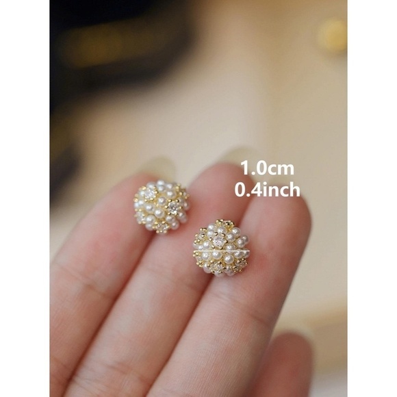 NEW Mini Pearl & Rhinestone Cluster Stud Earrings Glam Bridal Special Occasion - Picture 5 of 6